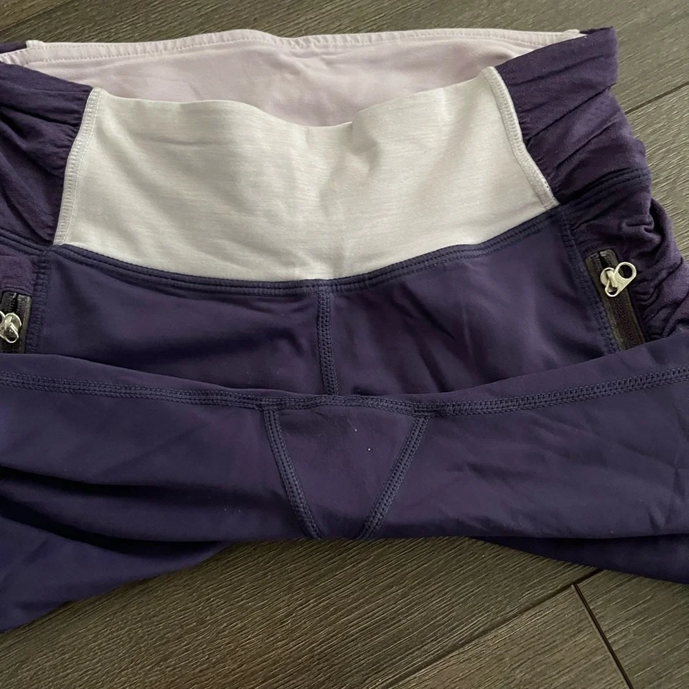 Lululemon Run: In The Sun Crop sz. 2 - Picture 8 of 9